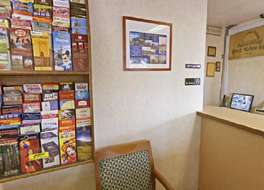 Americas Best Value Inn - Livermore Extérieur photo